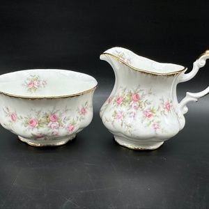 Paragon Victoriana Rose Small Creamer Sugar Set Bone China England b.
